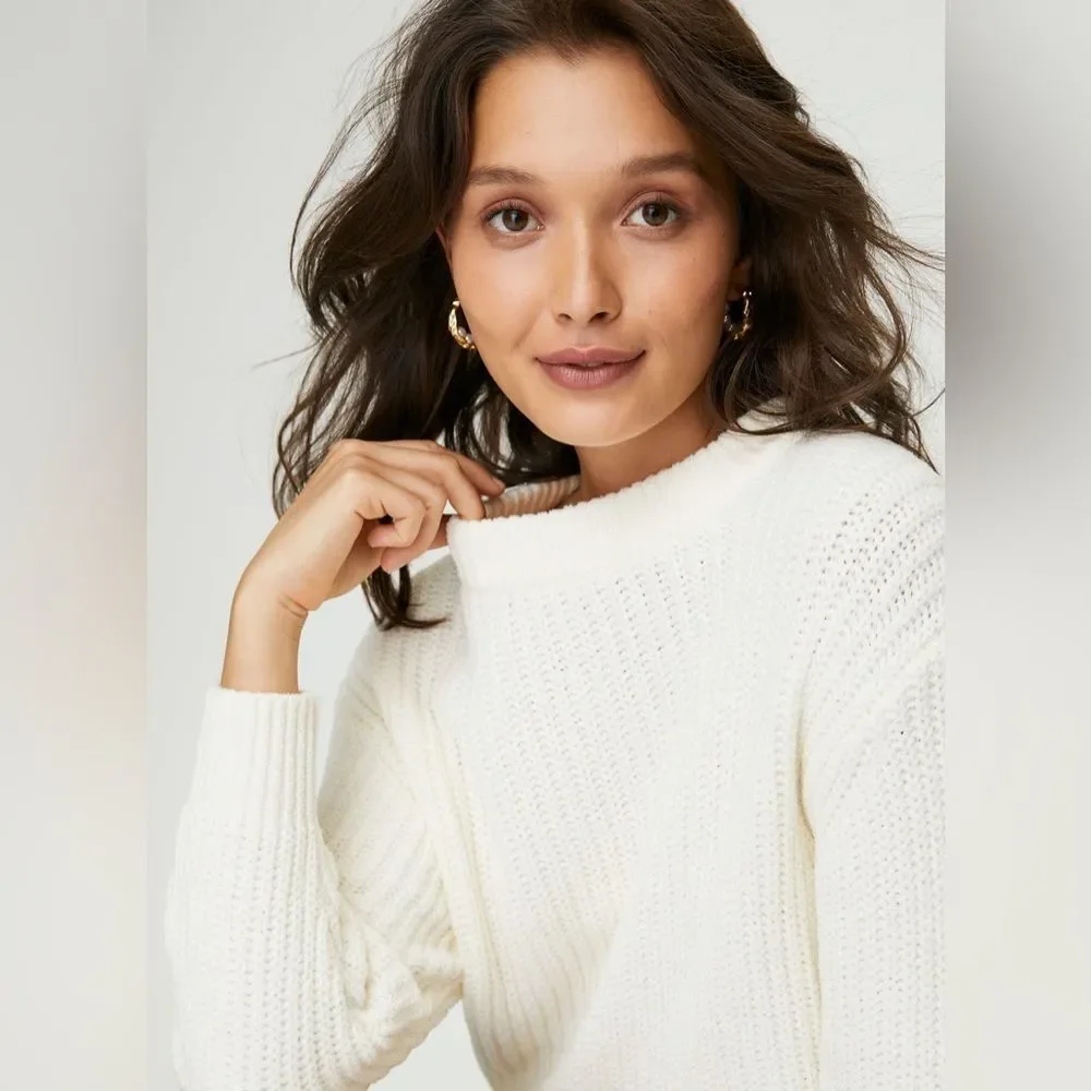 Aritzia Wilfred Essential Chenille Sweater in Oak size XS